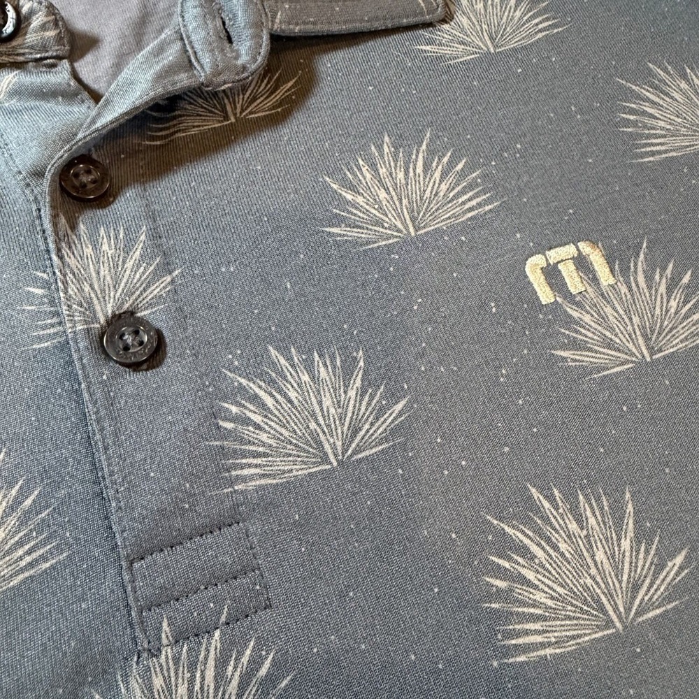 TravisMathew Polo Shirt Mens L Blue Agave Print Short Sleeve Performance EUC